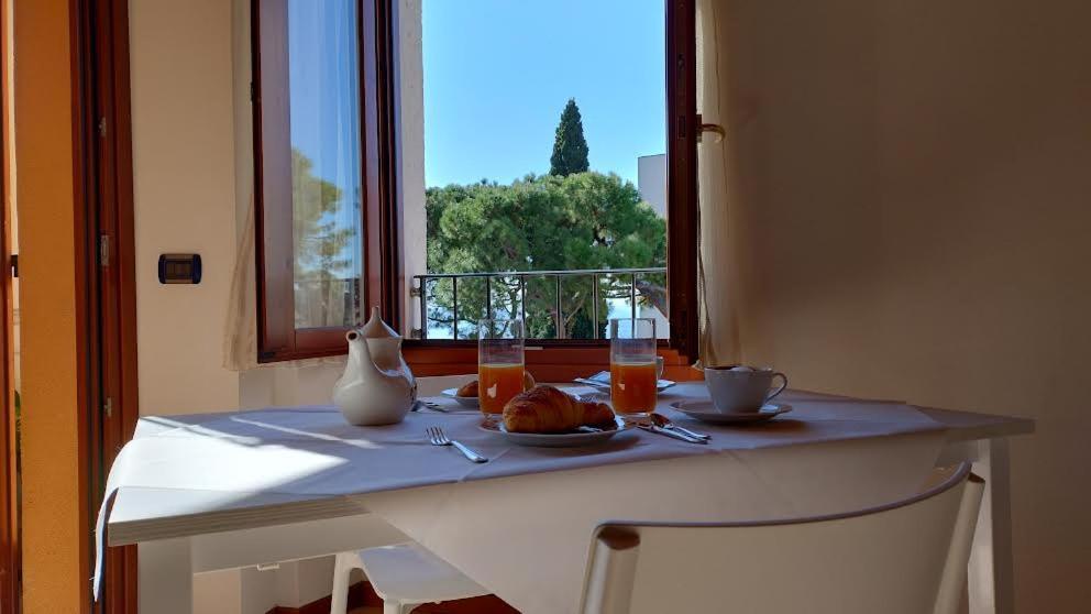 B&B Agora' Gardone Riviera Luaran gambar