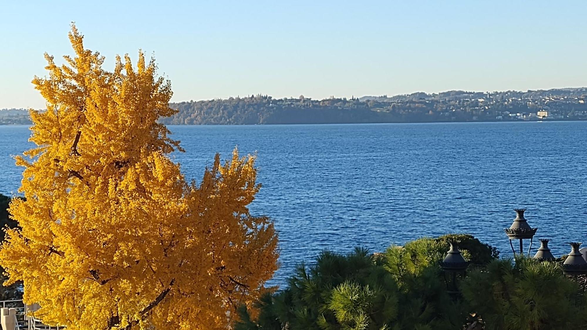 B&B Agora' Gardone Riviera Luaran gambar