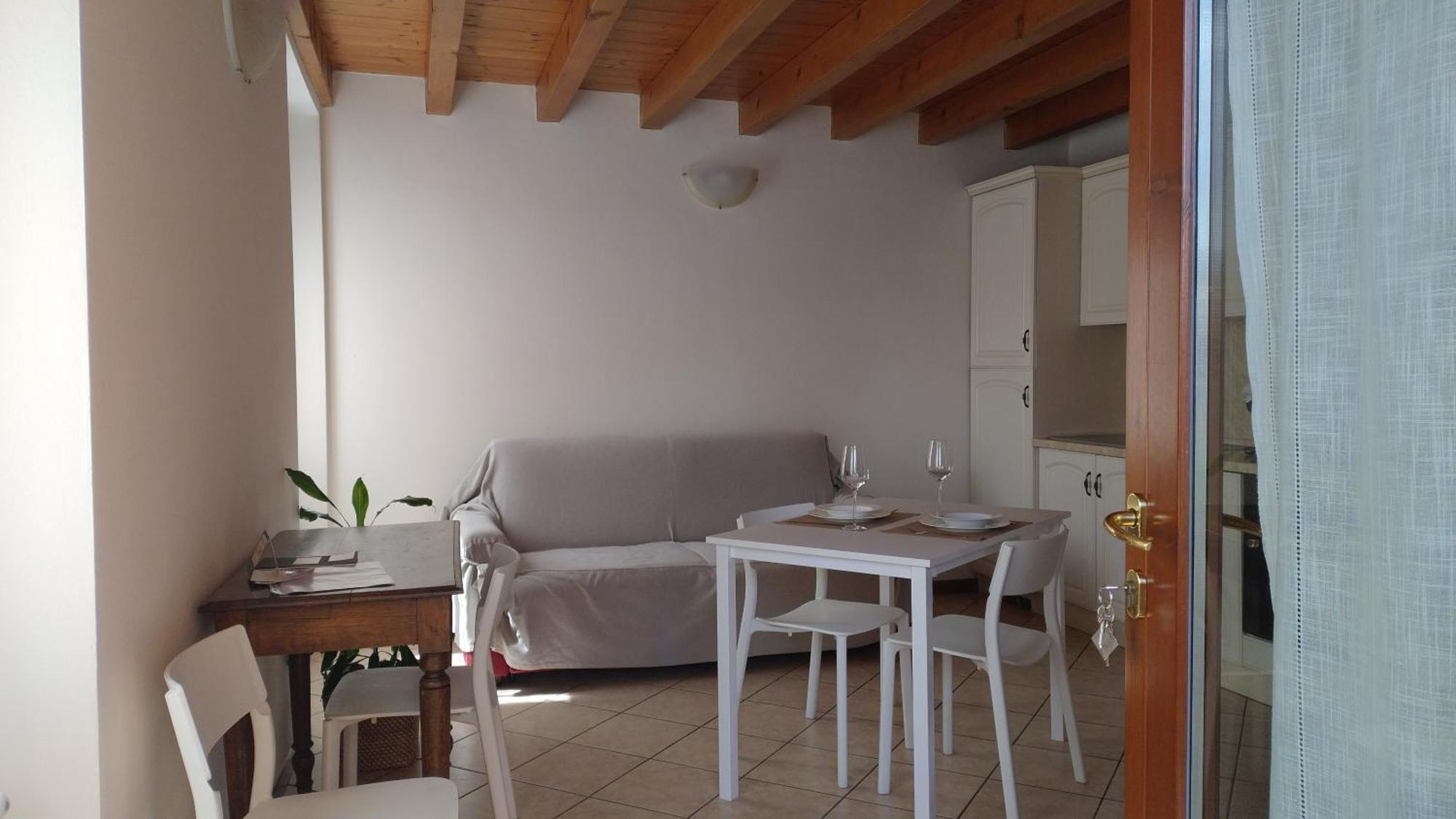 B&B Agora' Gardone Riviera Bilik gambar