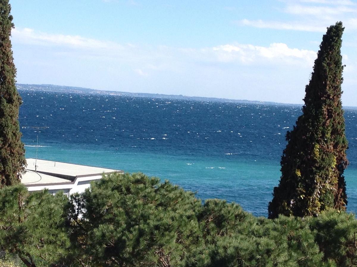 B&B Agora' Gardone Riviera Luaran gambar